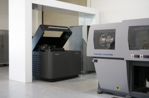 Using a Stratasys PolyJet printer and an injection molding press, Worrell can create production-level parts in hours. 